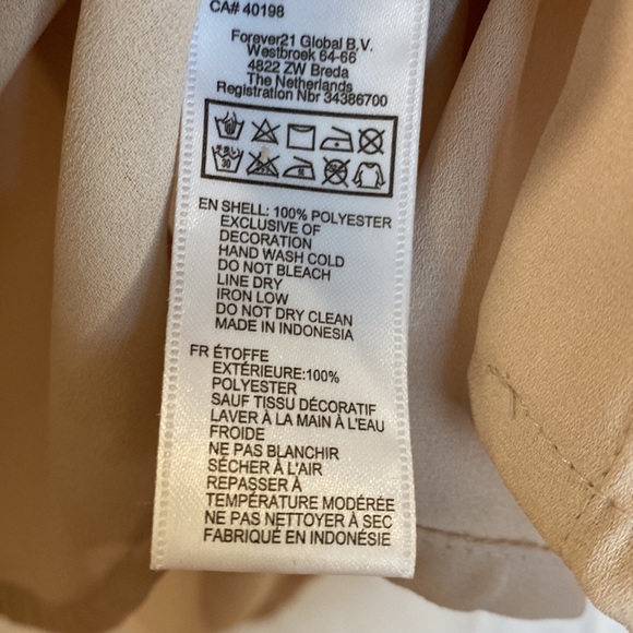 ✨ Forever 21 Top - Picture 5 of 6